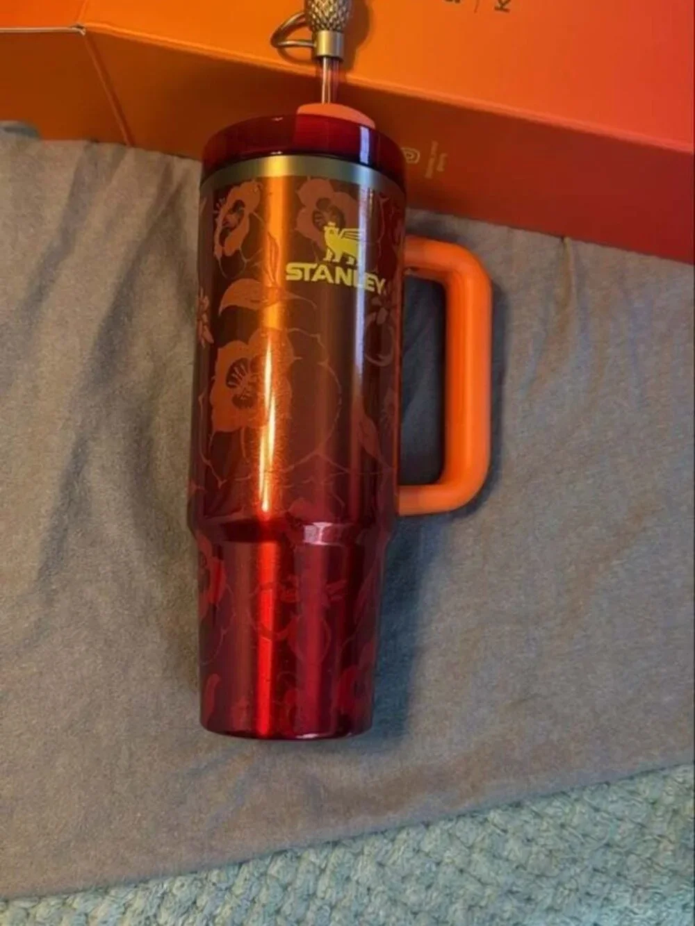 KAROL G - Stanley Metallic Red Tumbler with Bright Orange Handle - Picture 5 of 5
